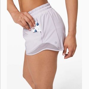 Lululemon Hotty Hot Short 4"
